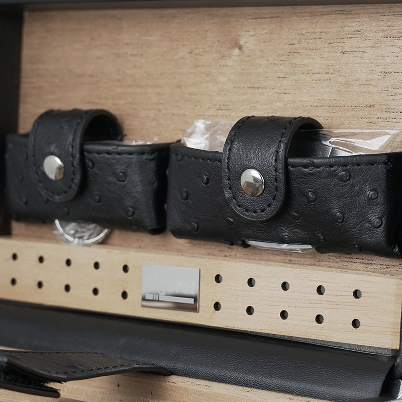 Porta Charutos em Couro Preto