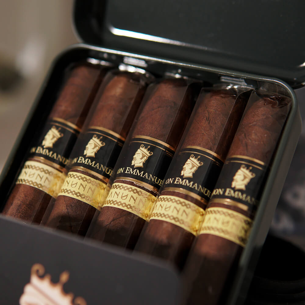 Charuto Anunnaki Corona Fina (Lata c/5)