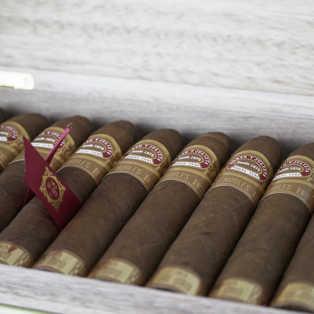 Charuto Romeo y Julieta Linea Oro Nobles (Caixa c/20)